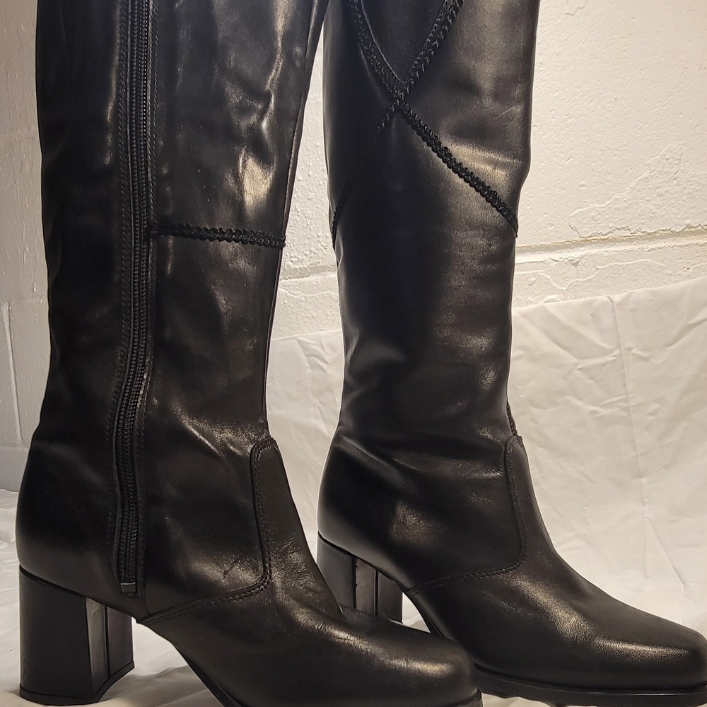 Women's Black Leather Mid-Calf Zip Block Heel Boots Grand Canadian